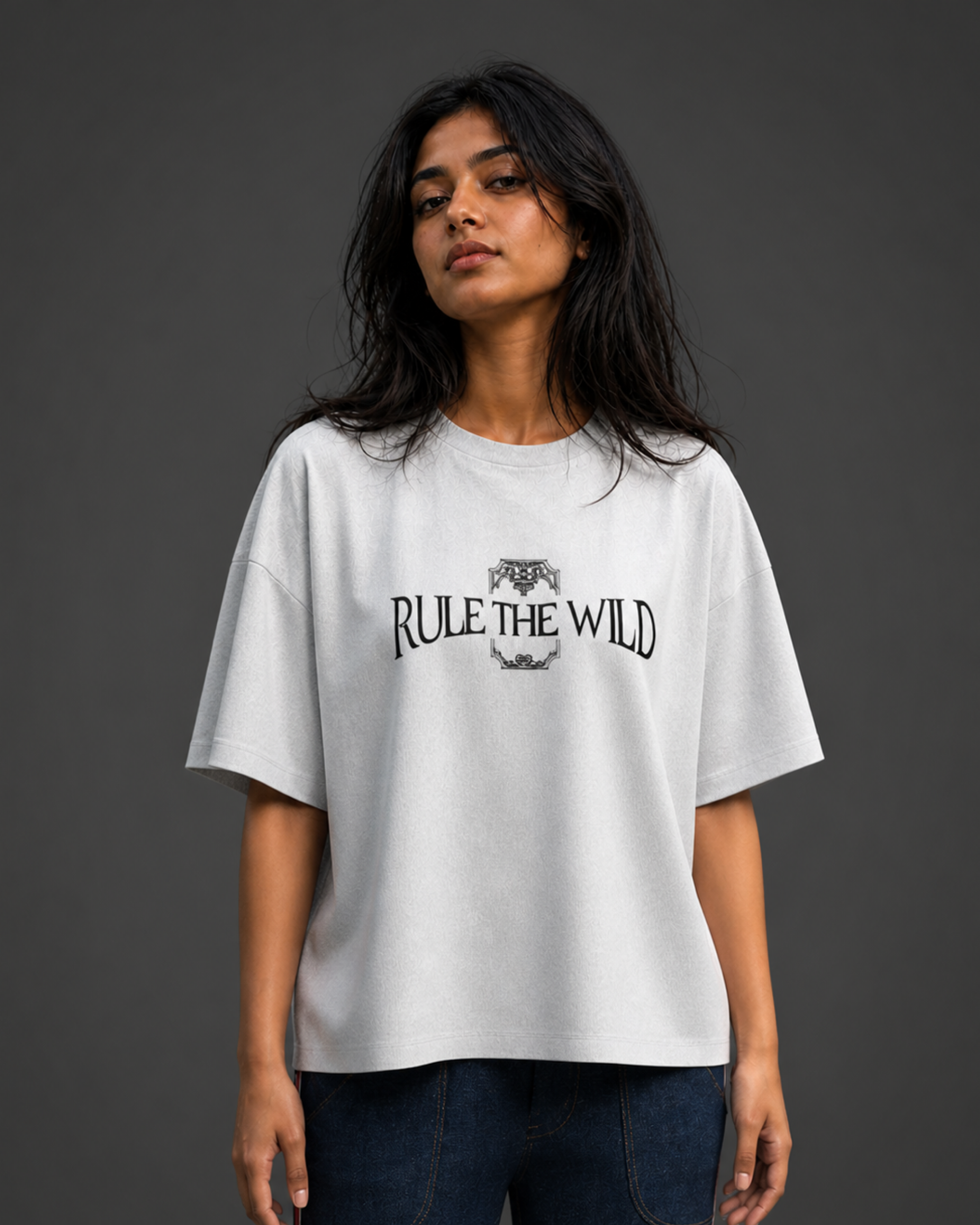 white t-shirt 